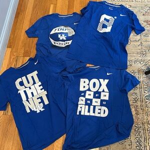 4 size L Nike tshirts